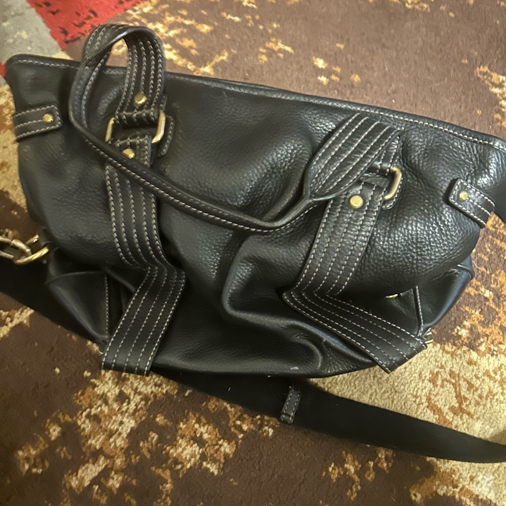 Tommy Hilfiger Navy and Beige leather bag- vintage.